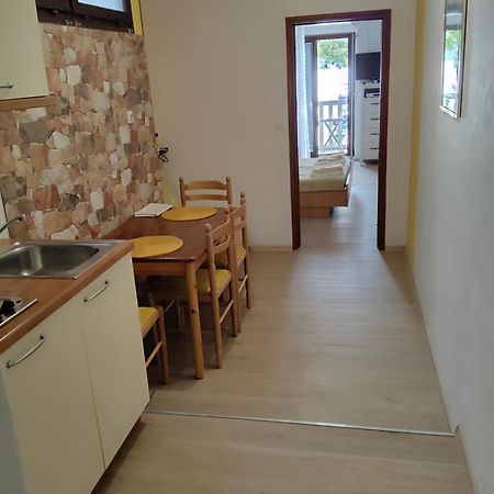 Apartmani Dea Jadranovo Exteriör bild