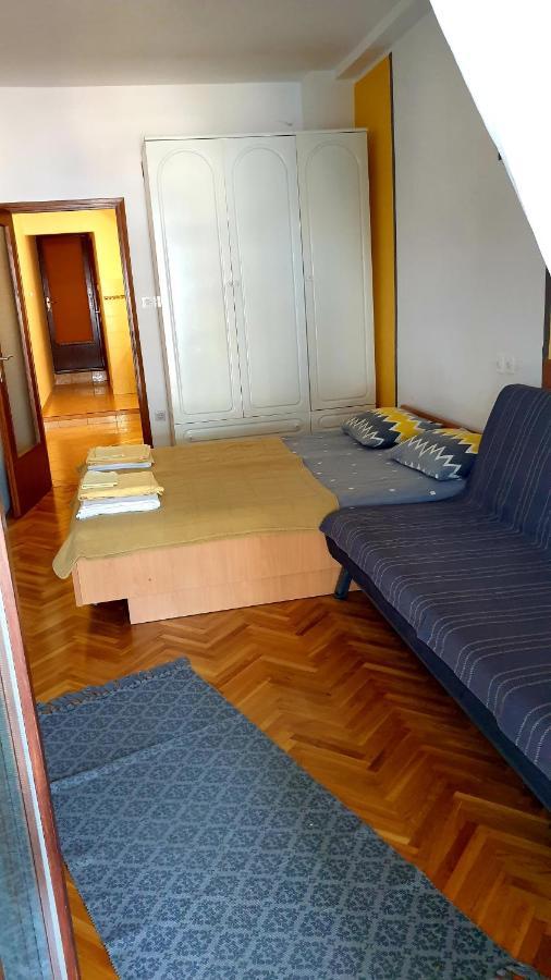 Apartmani Dea Jadranovo Exteriör bild
