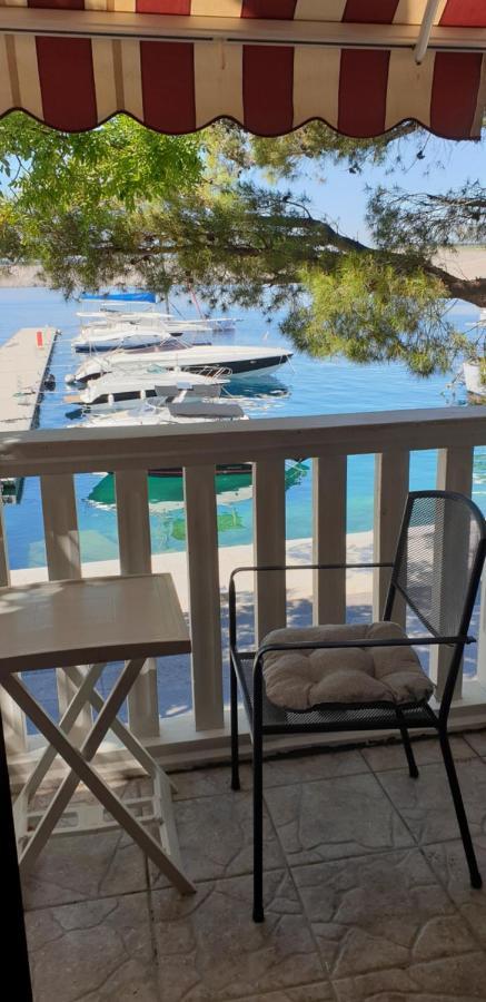 Apartmani Dea Jadranovo Exteriör bild