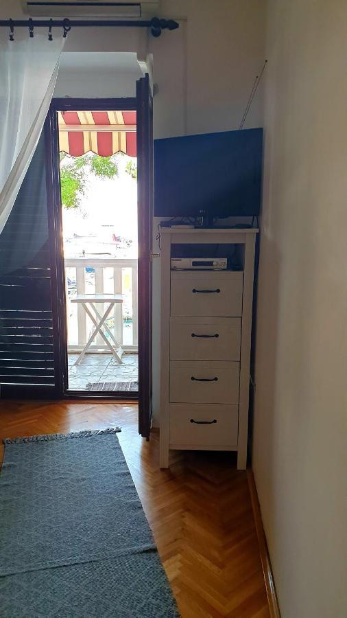 Apartmani Dea Jadranovo Exteriör bild