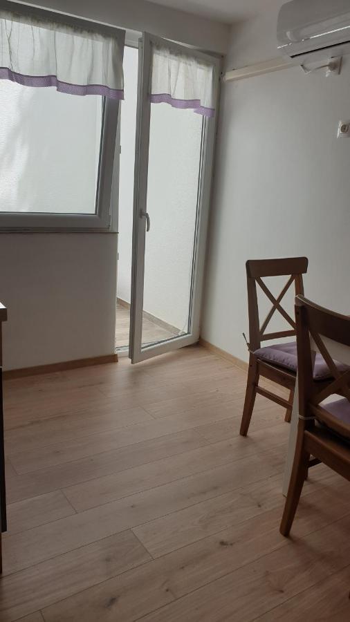 Apartmani Dea Jadranovo Exteriör bild
