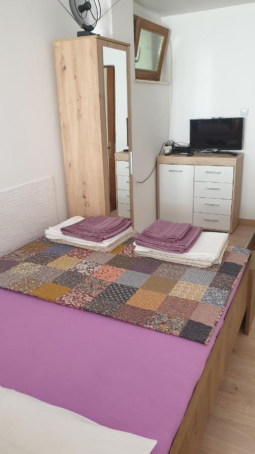 Apartmani Dea Jadranovo Exteriör bild