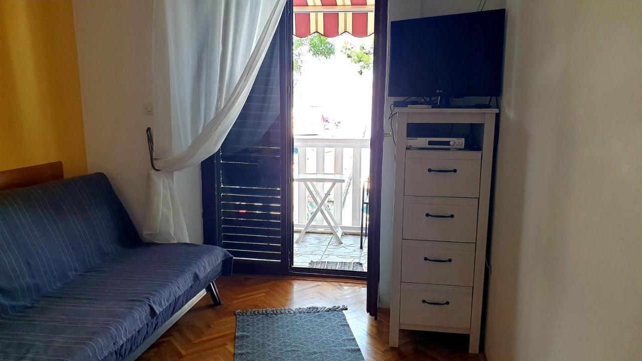 Apartmani Dea Jadranovo Exteriör bild