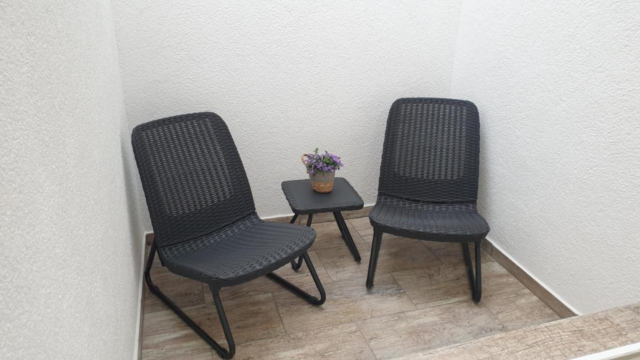 Apartmani Dea Jadranovo Exteriör bild