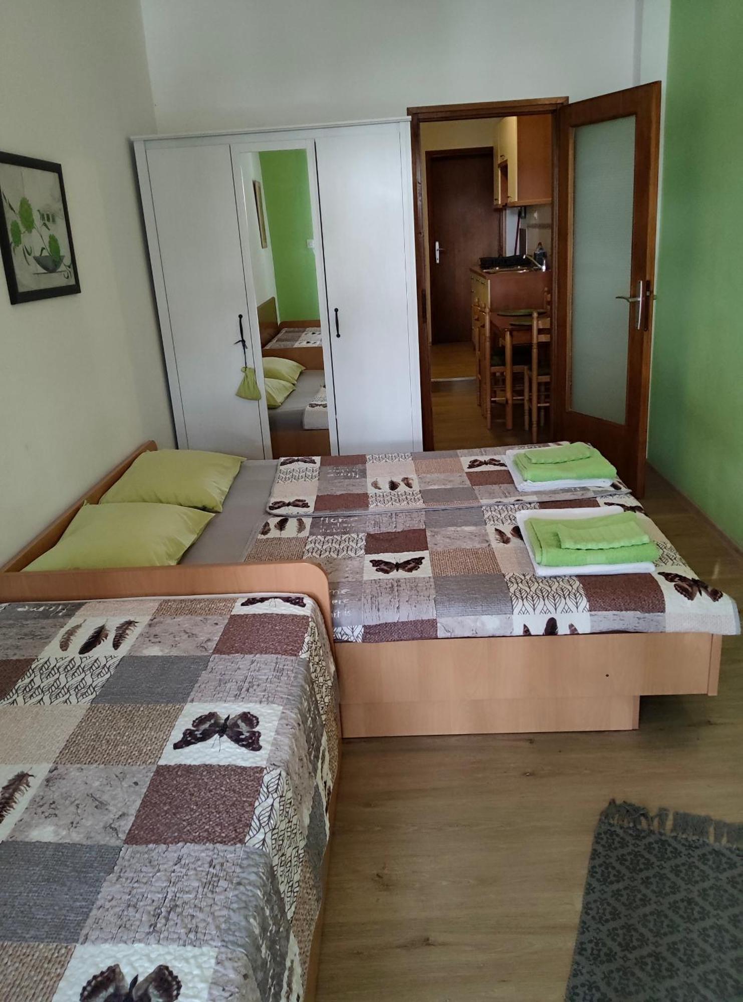 Apartmani Dea Jadranovo Exteriör bild
