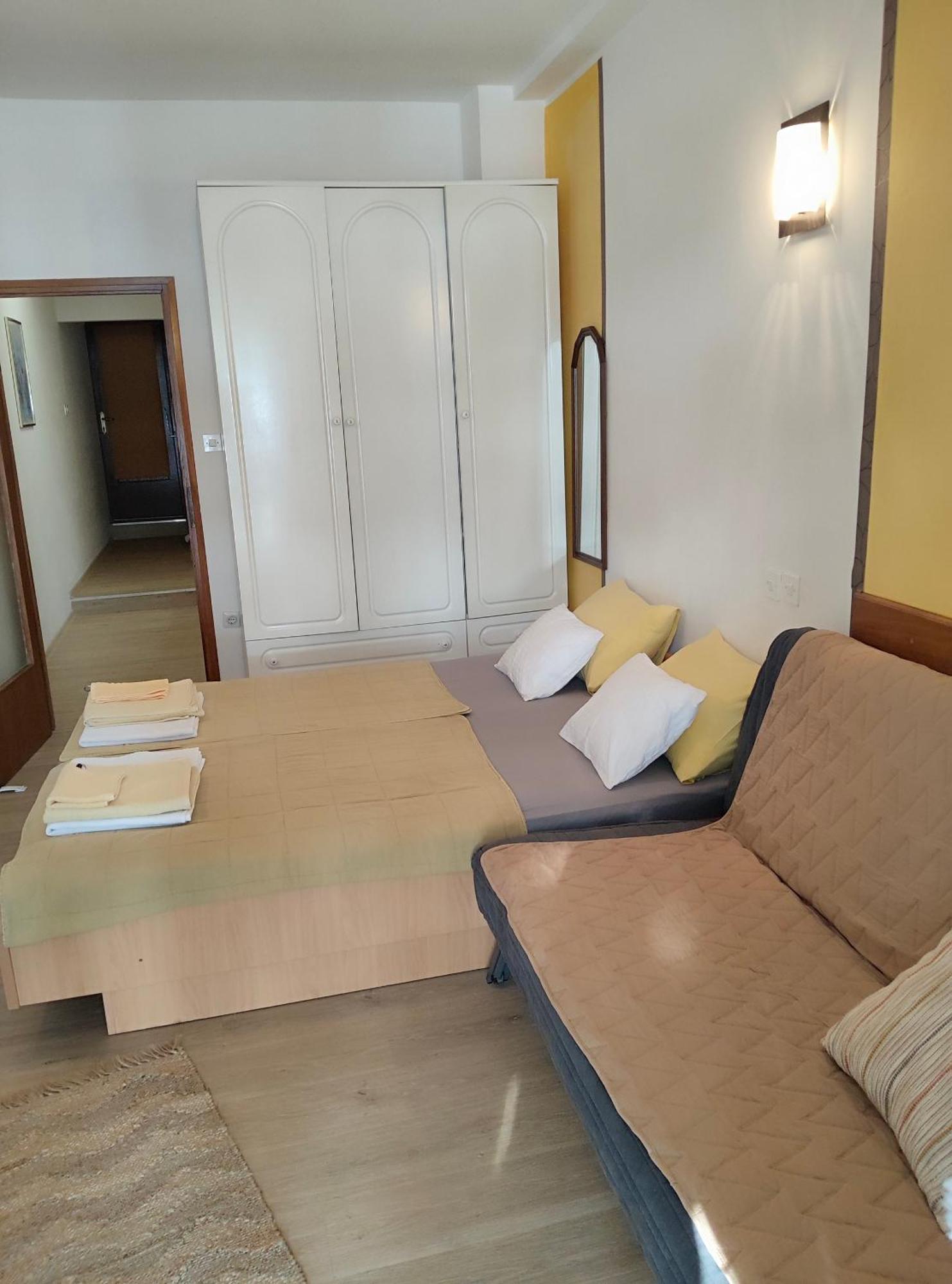 Apartmani Dea Jadranovo Exteriör bild